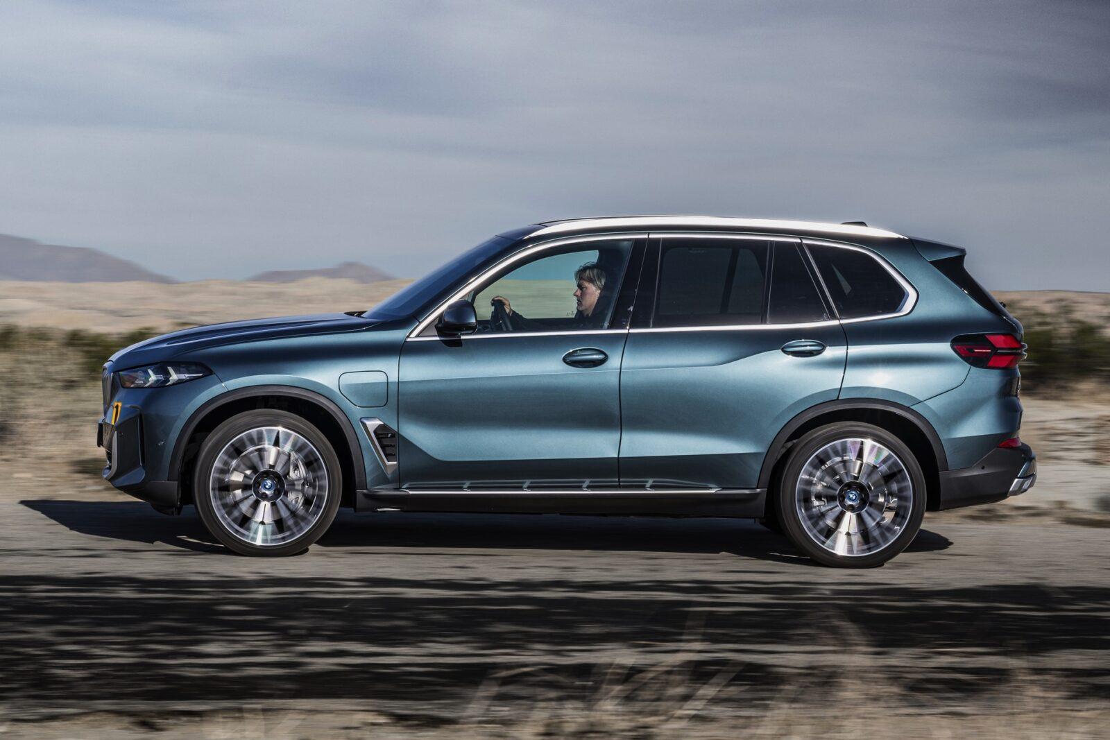 2023-BMW-X5-Facelift-G05-LCI-xLine-Blue-Ridge-Mountain-xDrive50e-03