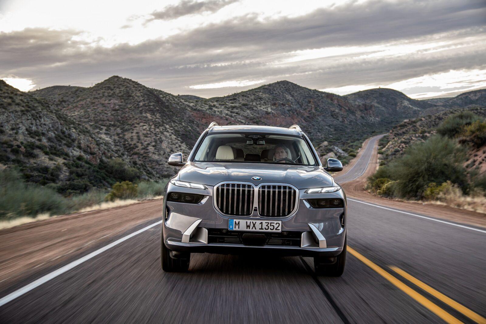 BMW-X7-LCI-Facelift-2023-08